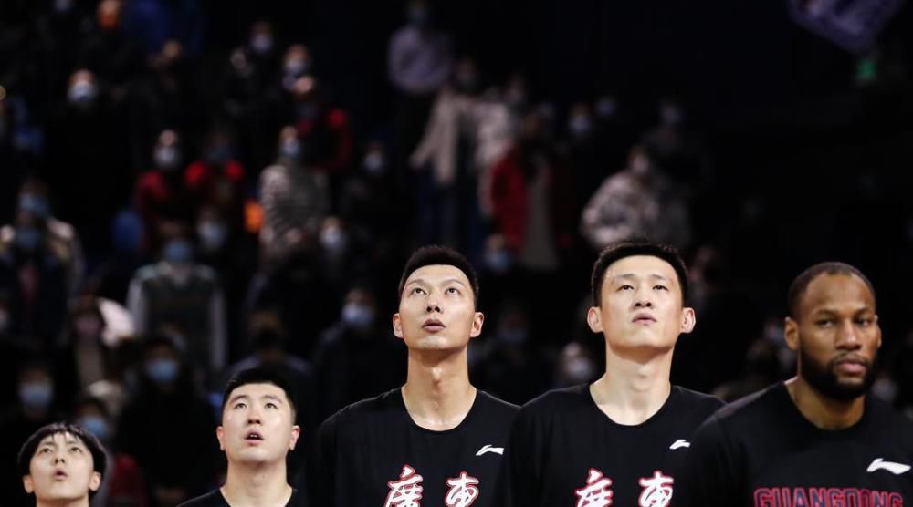 丰裕纵满的杨贵杞